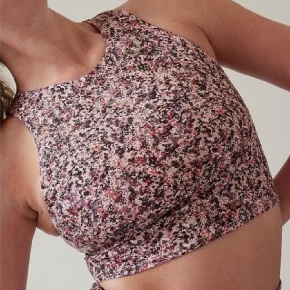 Athleta Conscious Crop D-DD+ NWT